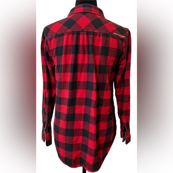 Ladies flannel button down - Picture 2 of 9